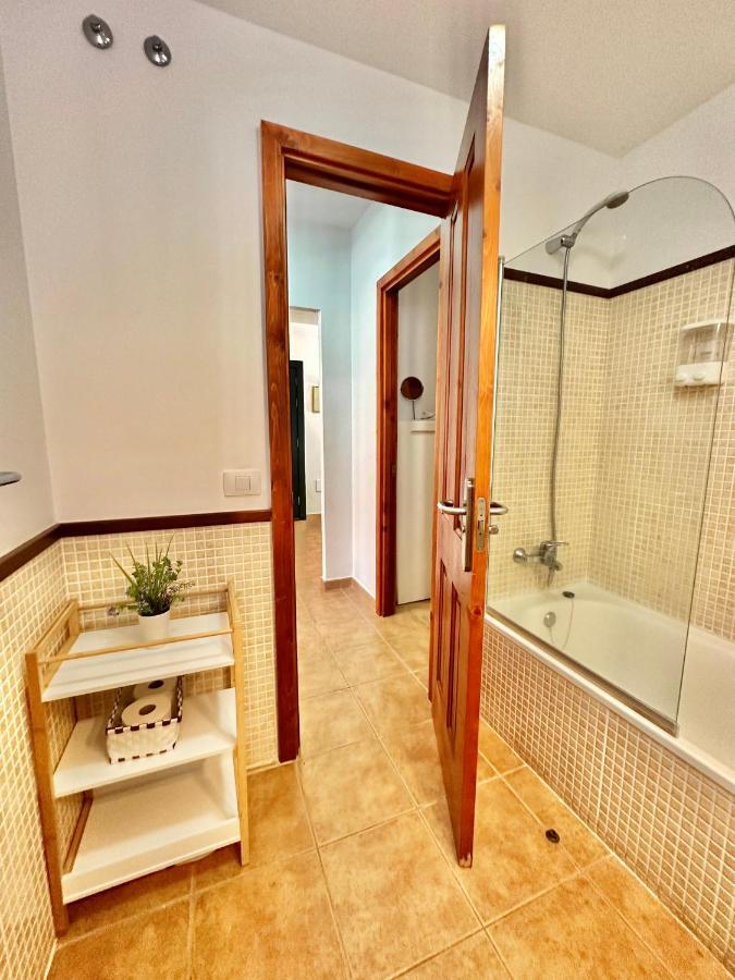 Biltmore Relax House Сан Мигел де Абона Екстериор снимка