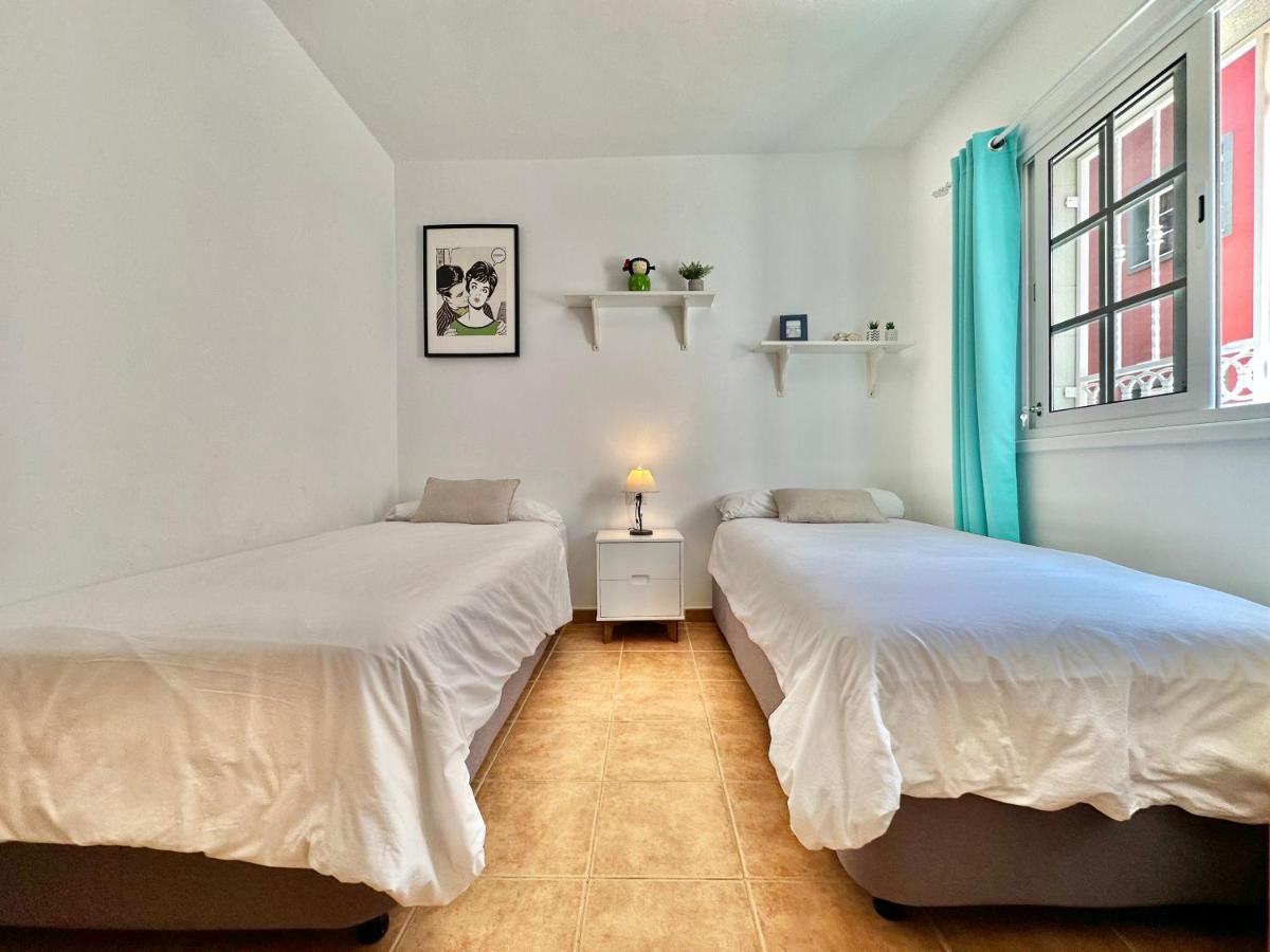 Biltmore Relax House Сан Мигел де Абона Екстериор снимка