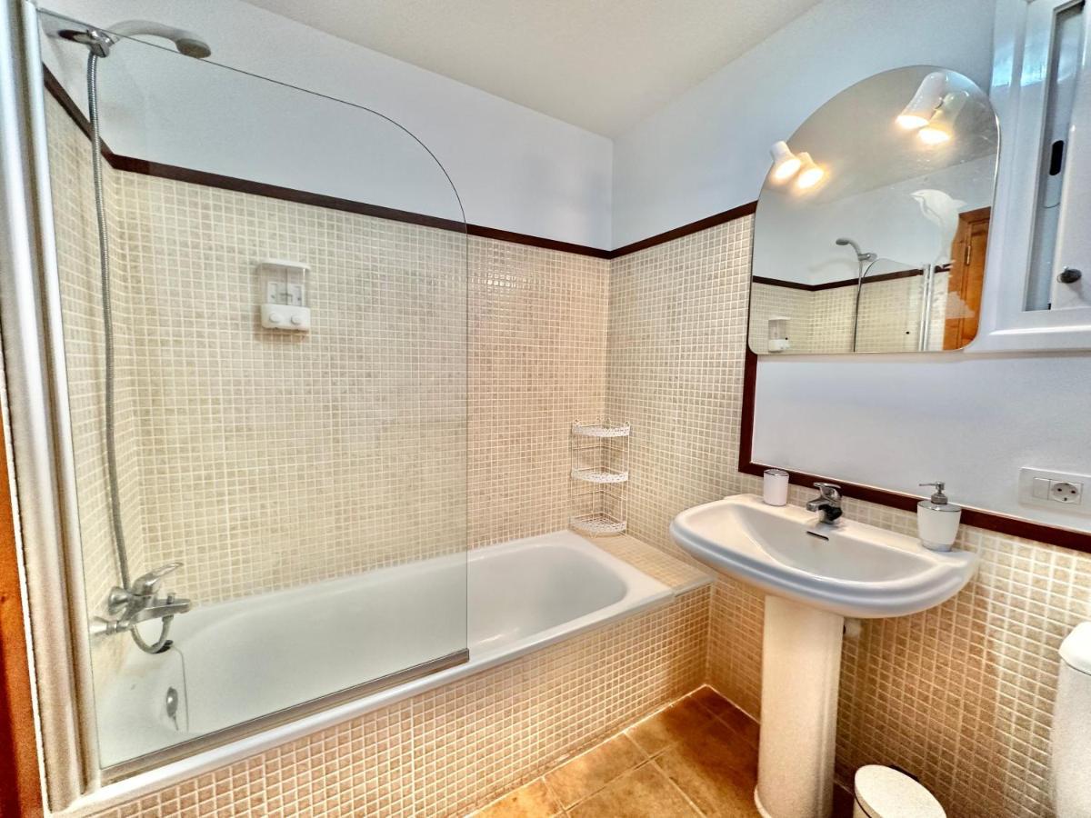 Biltmore Relax House Сан Мигел де Абона Екстериор снимка