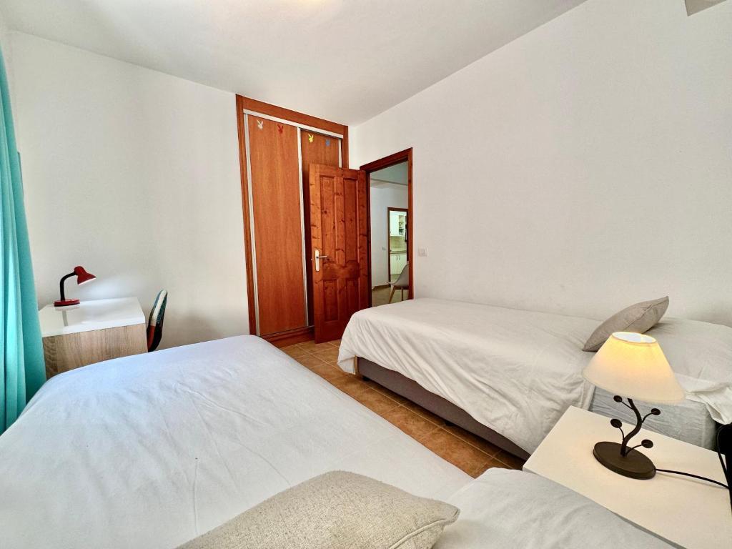Biltmore Relax House Сан Мигел де Абона Екстериор снимка